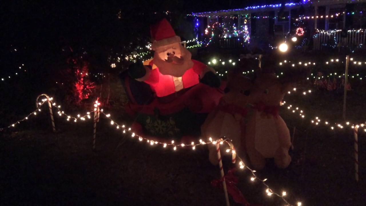 Neighborhood Christmas lights competition Cornershow Bob YouTube
