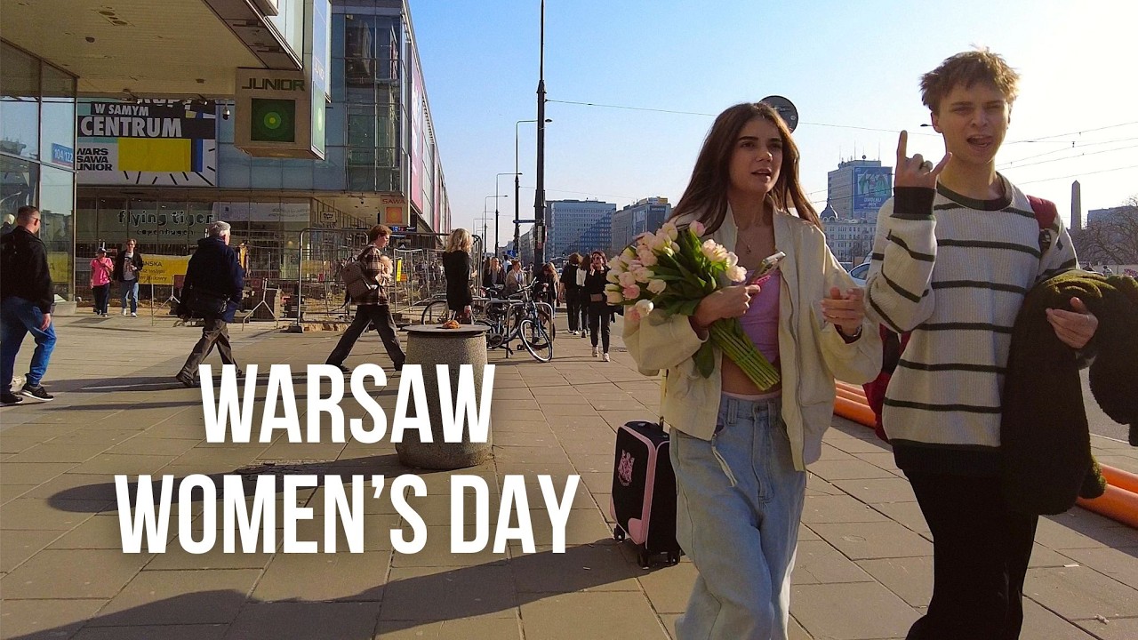 Women's Day Walk in Warsaw, Poland / Spacer w Warszawie, Polska - Dzien Kobiet