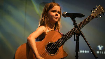 Complicated (Avril Lavigne) - LIVE SHOW 9-Year-Old Claire Crosby With All Kid Band