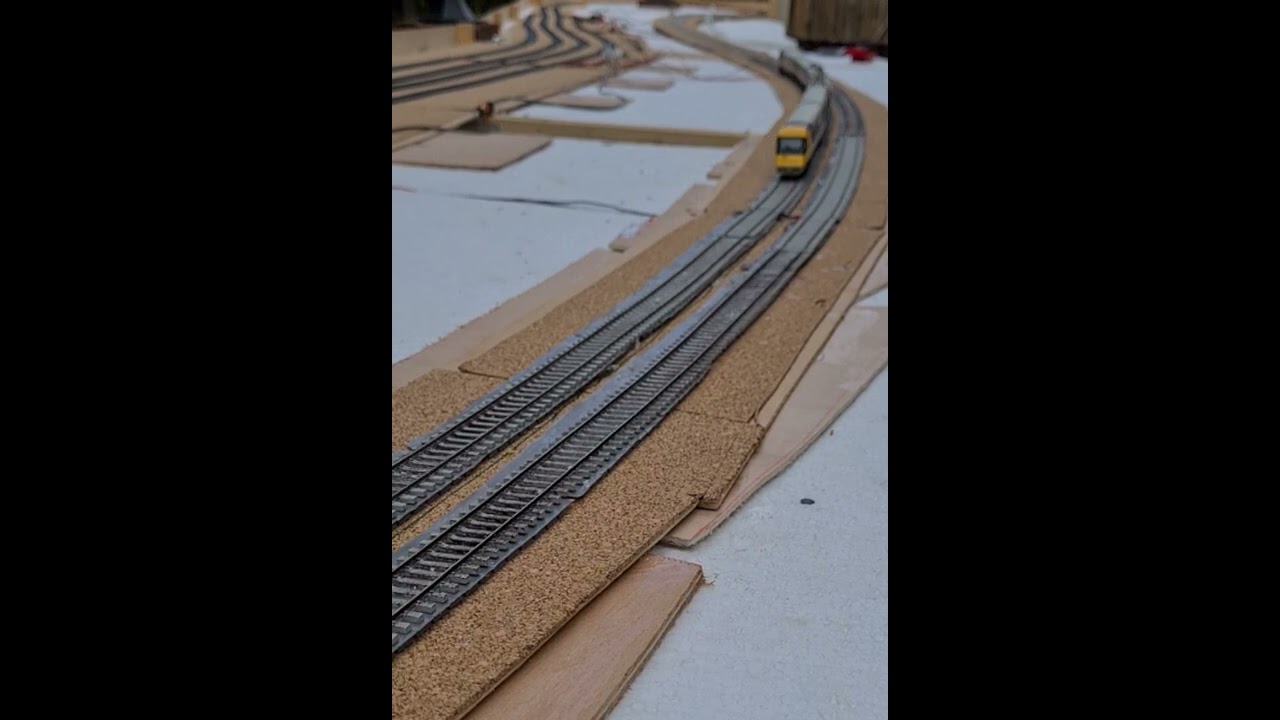 Hornby APT-P test train. Fixed with Sound and 2x big speakers 🔊