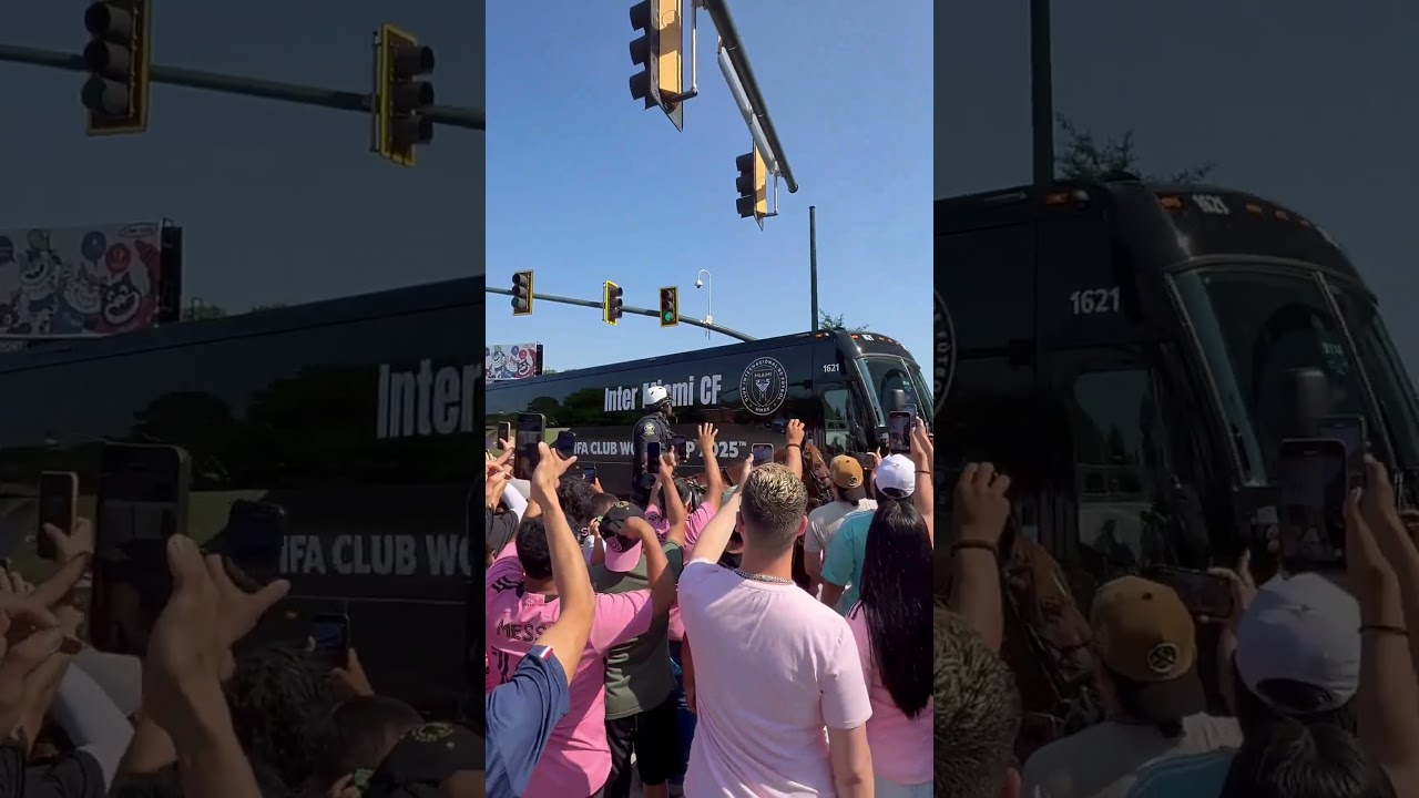 "Messi...Messi...Messi" Fans Of The Legend Welcome The Inter Miami Bus 🚍🦩