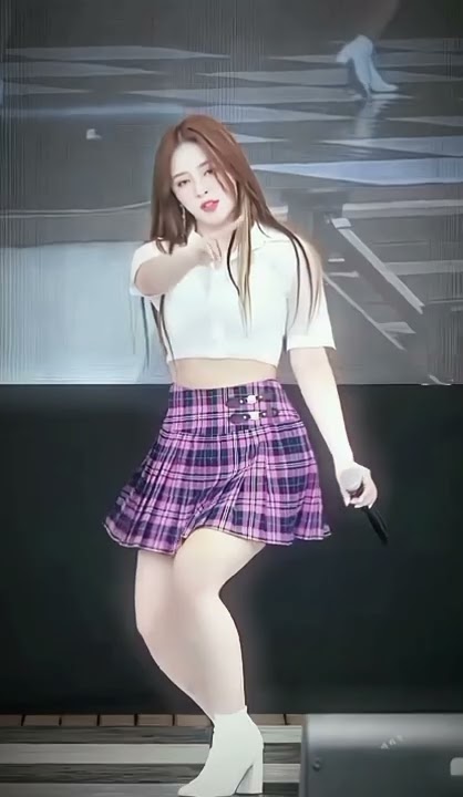 nancy new trend hey ladies drop it down 😍😍