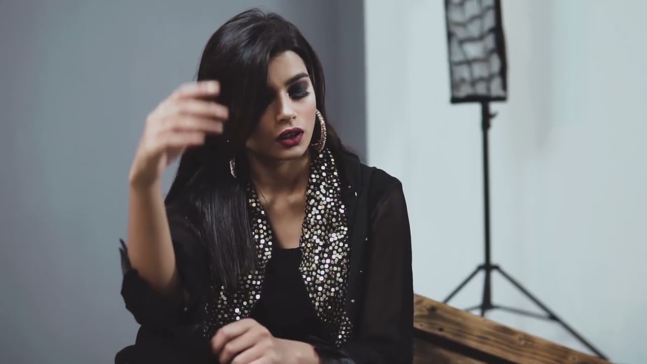 Inside Studio Velvet: Creative Photoshoot BTS