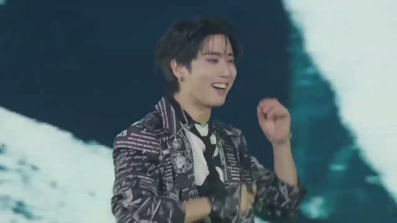 HOLD MY HAND - HAN - OSAKA DAY 3 (FULL LIVE PERFORMANCE)