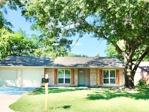 409 Morningside Drive, Friendswood, TX home video tour