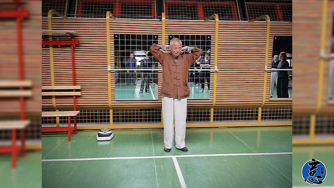 Esercizi base di Qigong con il Maestro Wang Zhi Xiang