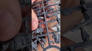 30 days of Mini Advice Day 24: PAINT. #warhammer40k #miniaturepainting #miniature