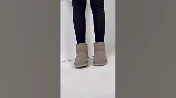 Женские теплые зимние замшевые сапоги Ugg mini, женские зимние сапожки, ботинки бежевые Угги #Ar1170