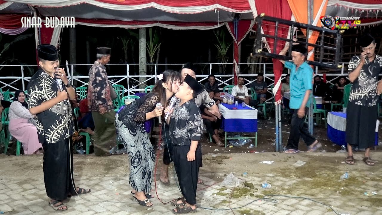 Lawak Malam Jaee & Johan Rebutan cewek Pek DiCium