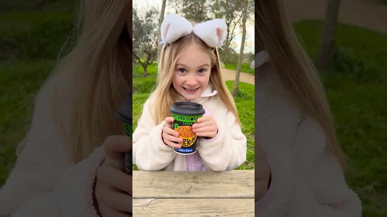 Как моя семья ест лапшу быстрого приготовления 😅🤷🏻‍♀️😳 