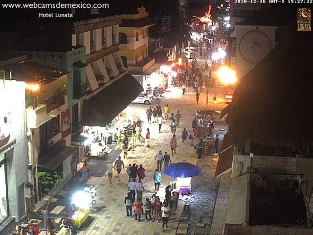Playa del Carmen en vivo. Quinta Avenida