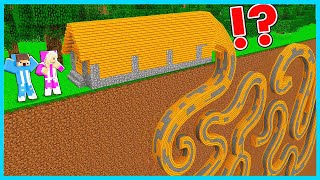 Download Lagu MIPAN \u0026 ZUZUZU MENEMUKAN RUMAH VILLAGER YANG SANGAT PANJANG DI MINECRAFT! ISI NYA PENUH RAHASIA MP3