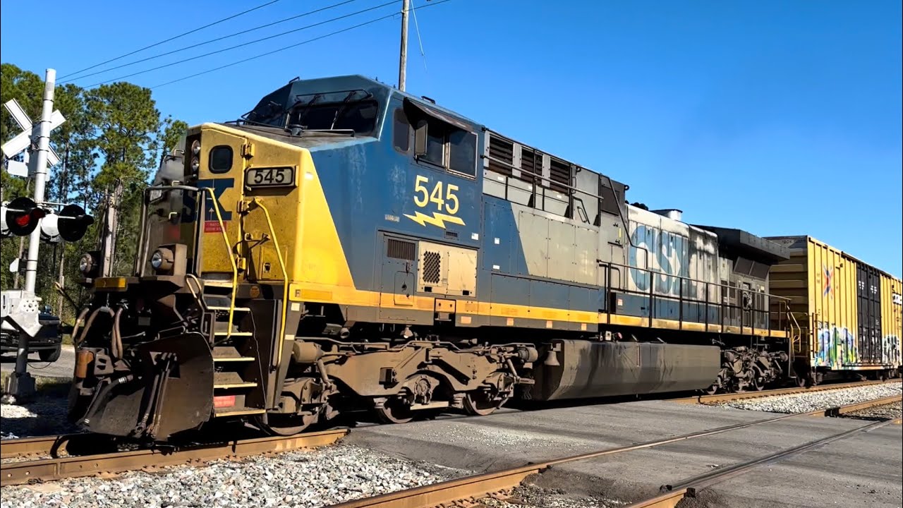 YN2 CSX AC44CW 545 Leads Train M453-21 at Crawford, FL - YouTube
