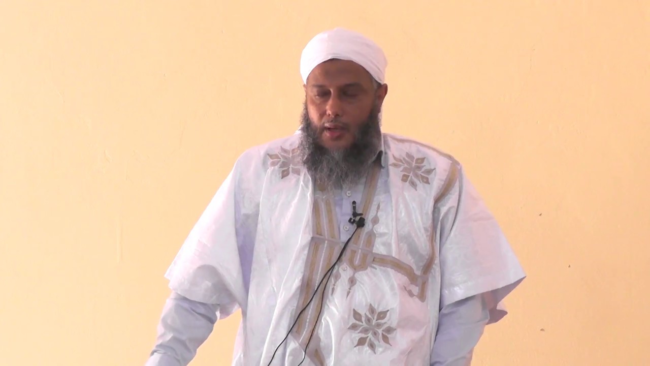 يختلف الأدب مع الله عن الأدب مع خلقه - خطبة الجمعة | فضيلة الشيخ محمد الحسن الددو