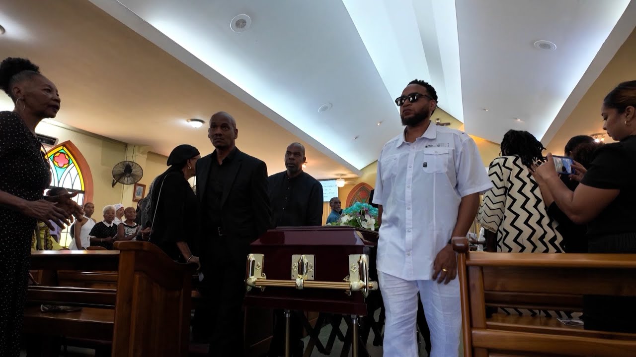 Прощай, Стерлинг Хендерсон, человек с золотым голосом