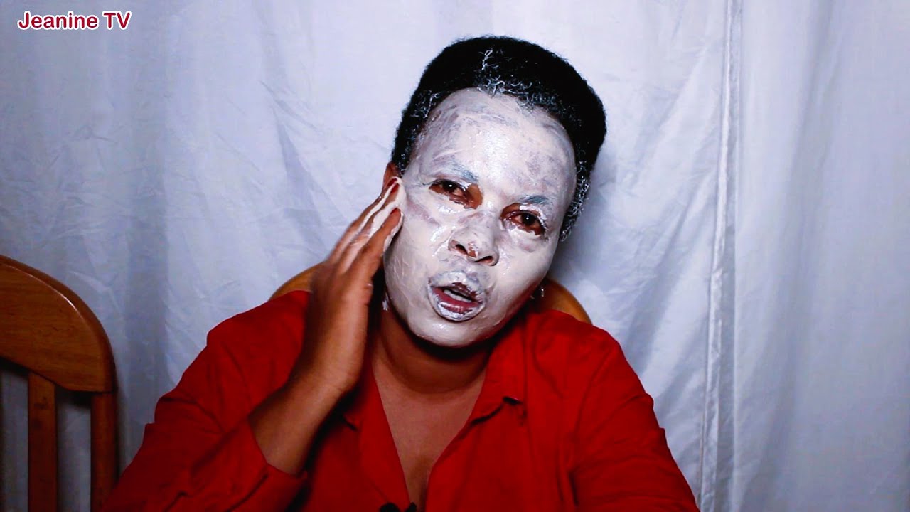 Gira umubiri mwiza wo mumaso,mwongere mwikingire amaso y'imbwa yateye