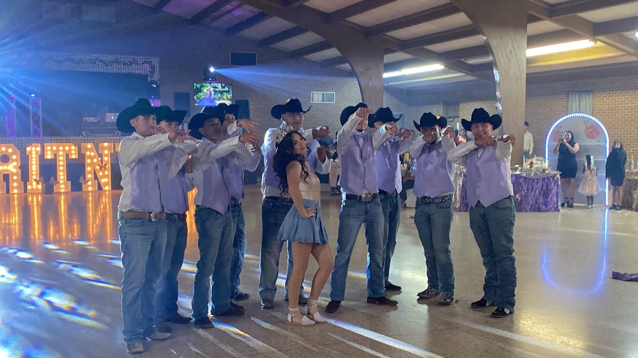 Britny Baile Sopresa | LIT 🔥| bachata, Wepa, Huapango, tribal, and  punta ￼￼