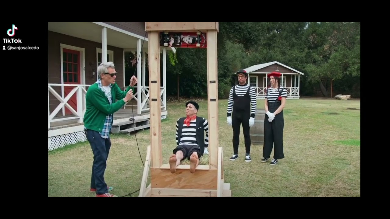 STEVEO SKATEBOARD GUILOTINE