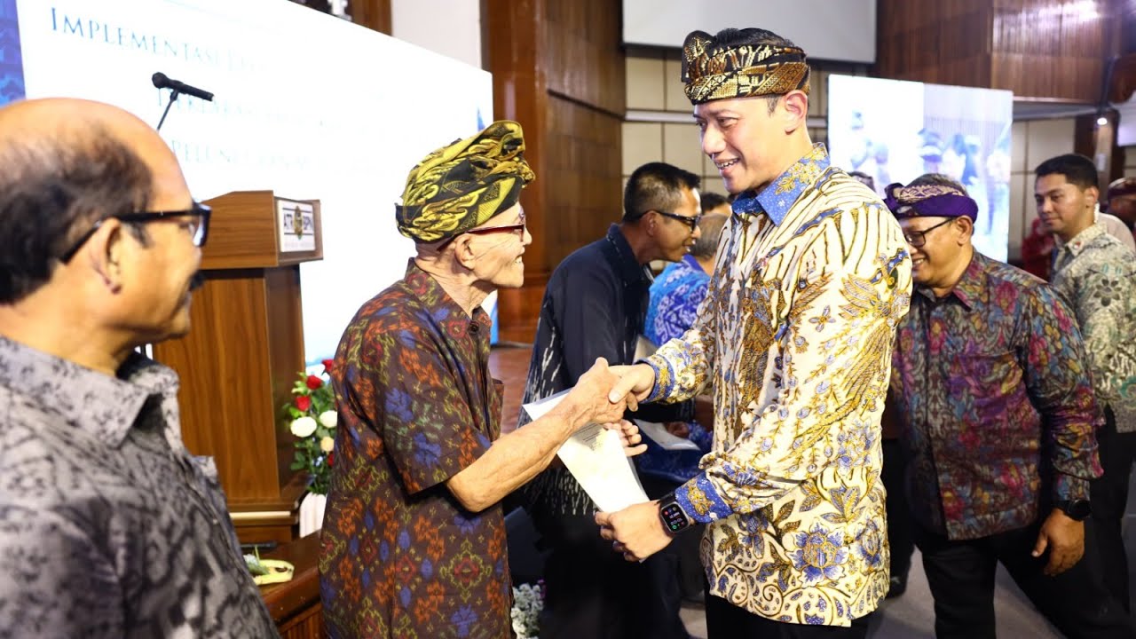 MENTERI AHY LOUNCHING MOBIL LAYANAN ELEKTRONIK DAN DEKLARASI 4 KABUPATEN LENGKAP DI BALI