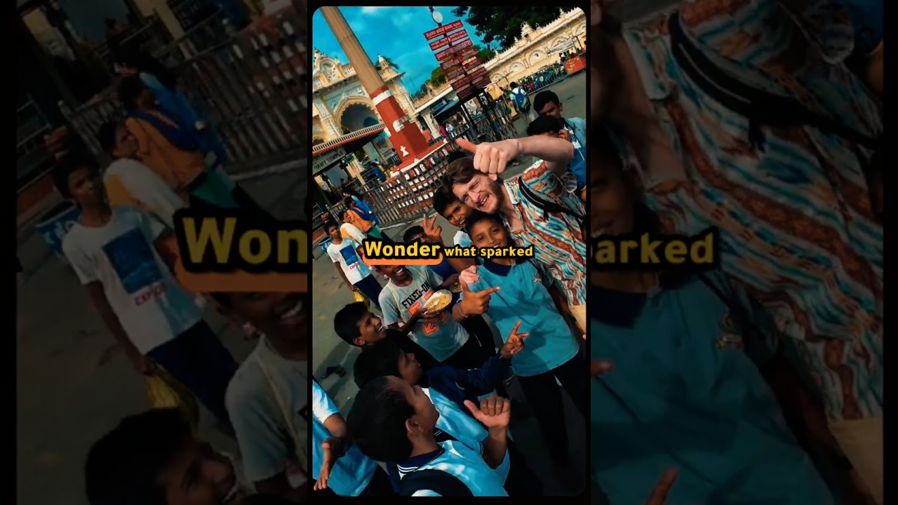 Jai Karnataka 🇮🇳 At The Mysore Palace