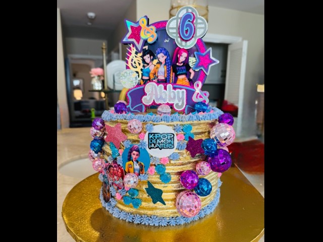 K-Pop Demon Hunters DIY Cake!