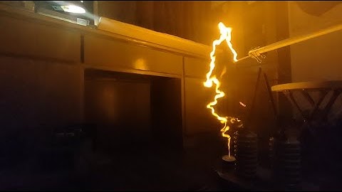 Quasi-resonant arcs with ferrite high frequency transformer