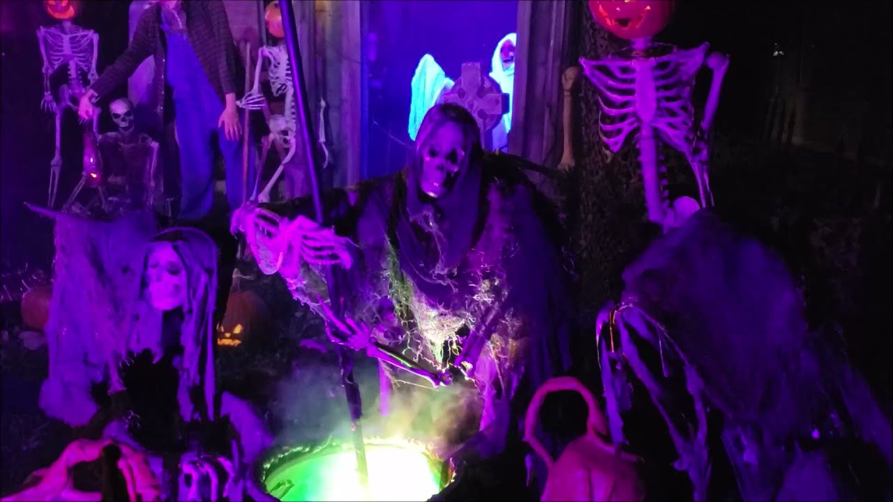 Blanck Mortuary visits Steve's Haunted Yard
