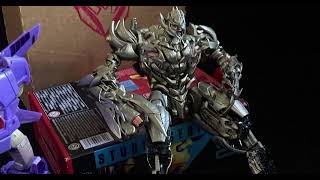 | + | SNEAK PEAK | Transformers : Abbreviation - | Chapter 2 - | Compatriots - Profile