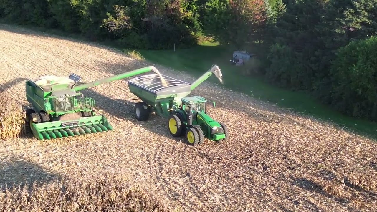 John Deere S790 combine harvesting corn North of Norwood Young America, MN.