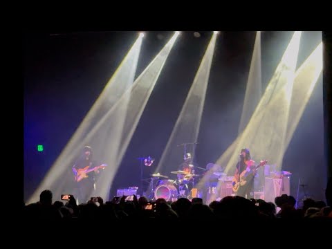 Khruangbin - White Gloves ii live at The Fonda Theater 11/25/25 (Link in the description)