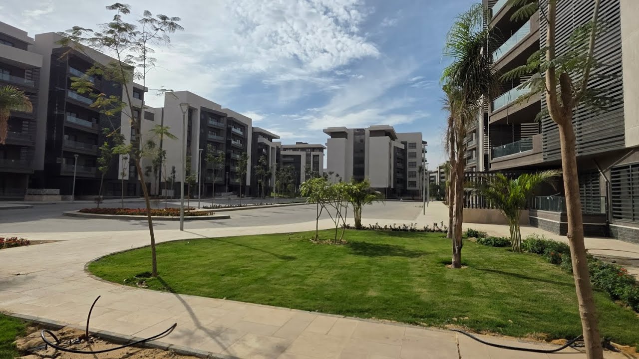 طرح ٣٦٠ شقة للمغتربين في مدينتي كاملة التشطيب استلام فوري منطقة  b15  