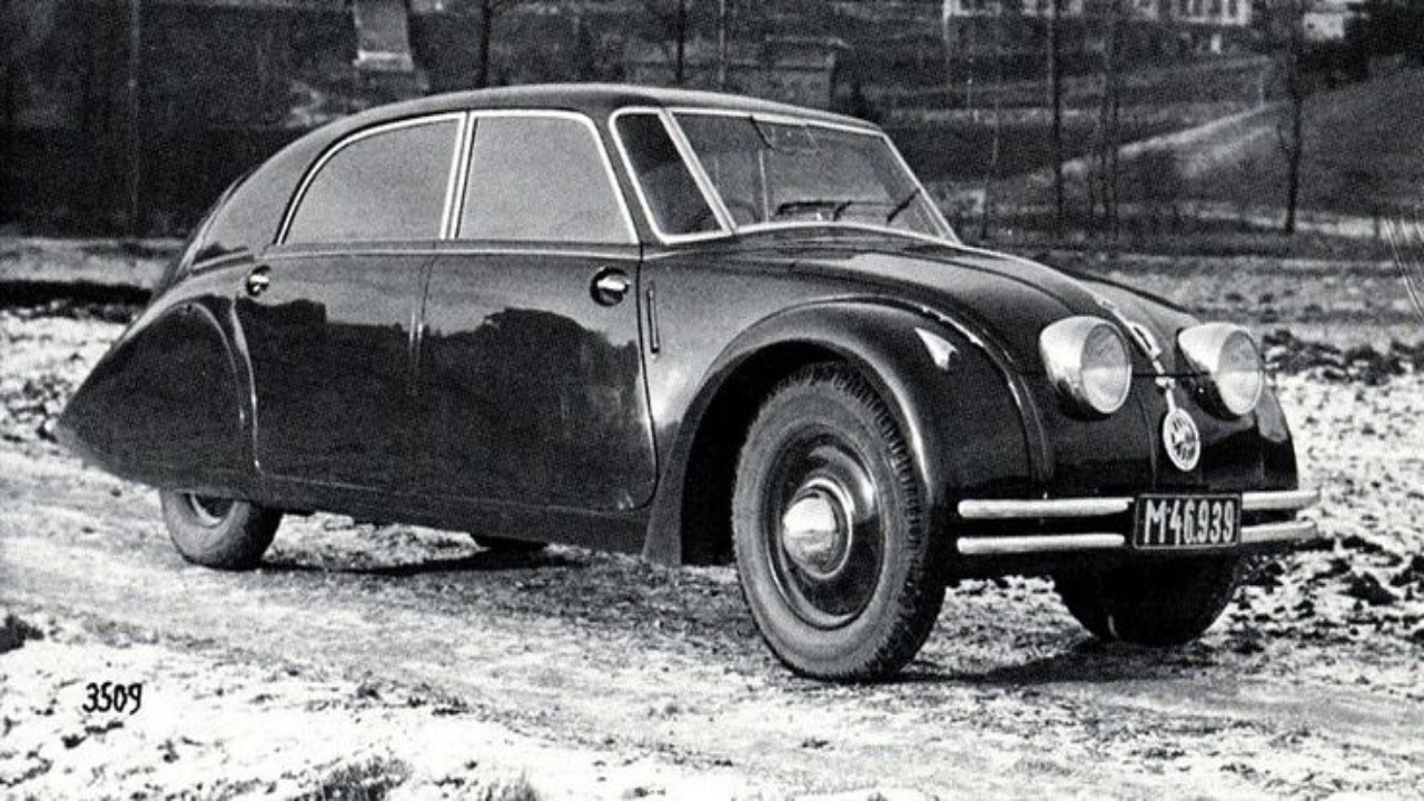 Tatra 77 — автомобиль, опередивший время на 60 лет. Почему о нём молчали?