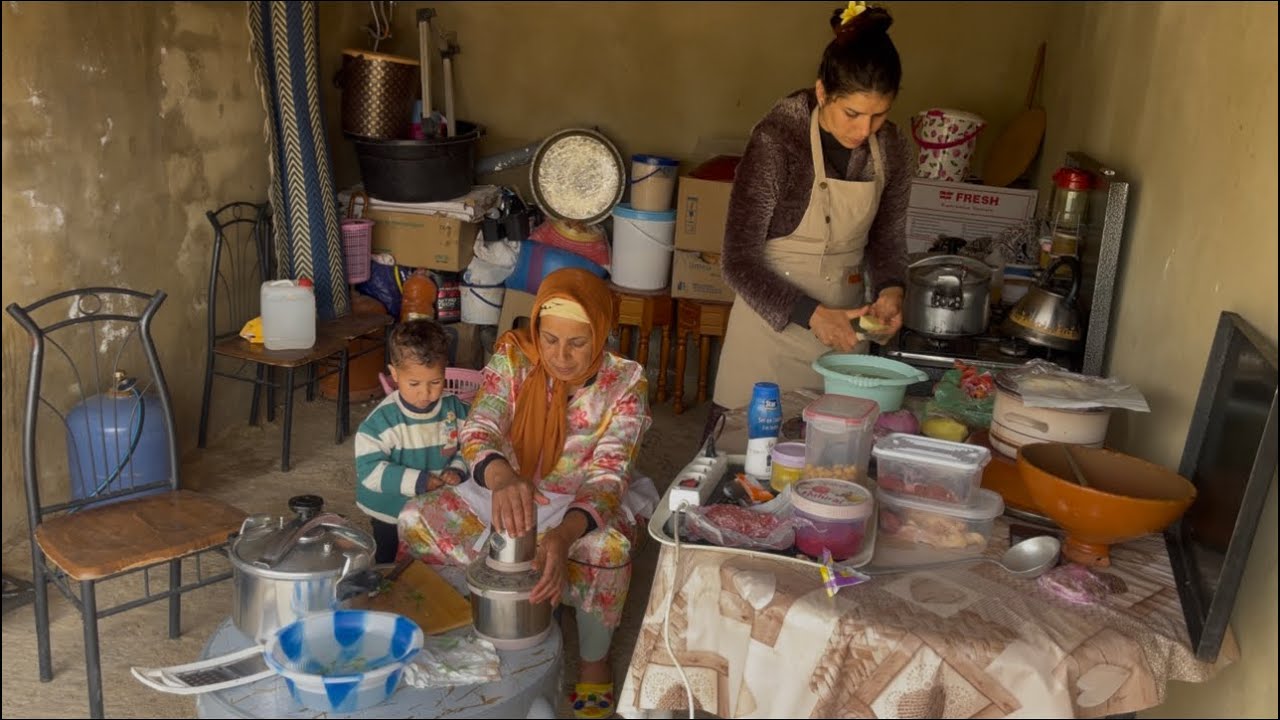 هجموا علينا ومي زهرة مريضة 😔 وغزولة تخلط عليها كلشي معرفت تبكي ولا تهرب 🏃🏽‍♀️ 