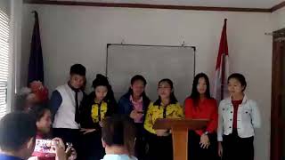 STT Apollos.....  Ajar ku berdiam di HadiratMu Tuhan... Oleh semester 3...