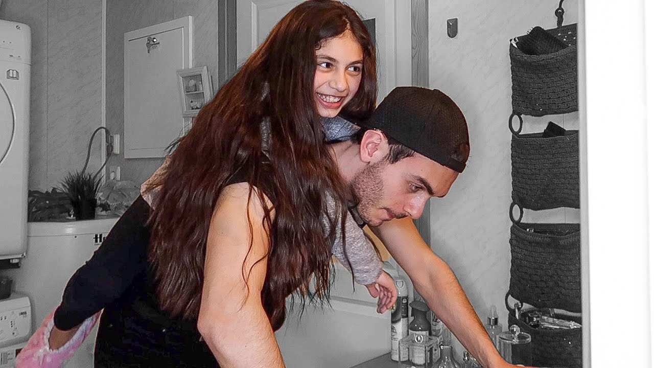 أنواع الاخوان سكتشات مضحكة لا تفوتكم