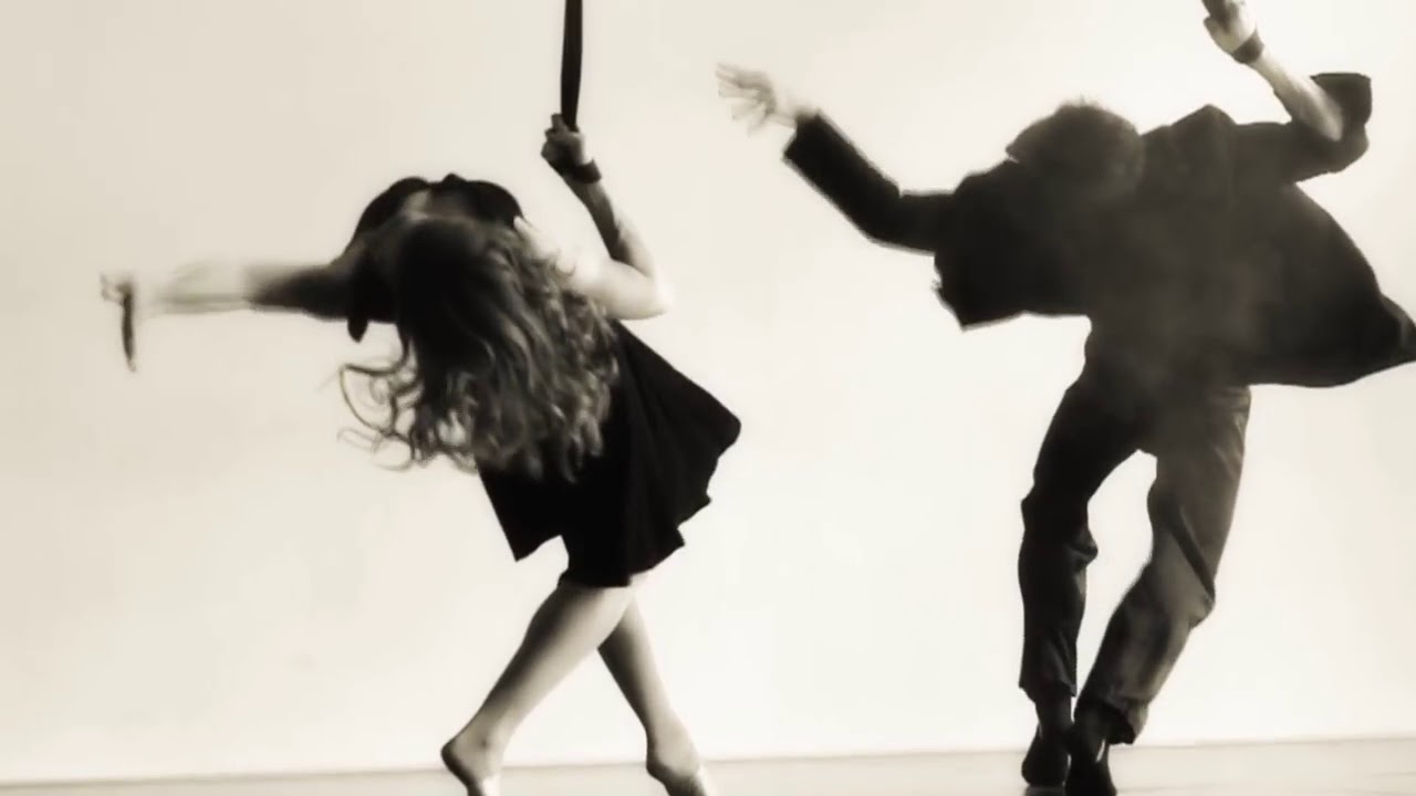 Yann Tiersen - Porz Goret (Akrobatak: Tarek Rammo & Kami-Lynne ...