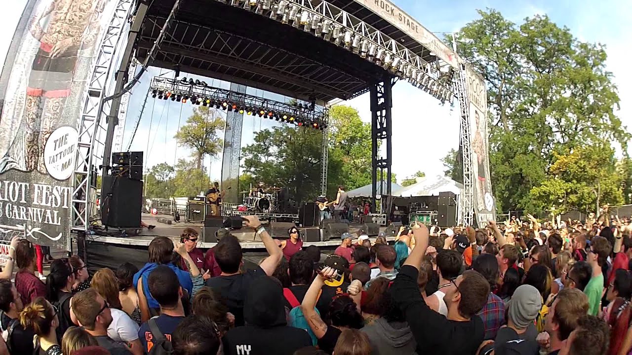 Glassjaw You Think You're (John Fucking Lennon) Live Riot Fest YouTube