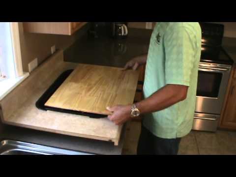 Easy install cutting board 