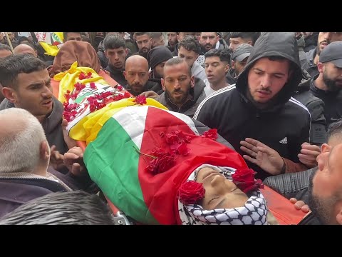 وداع وتشييع الشهيد الطفل عمار صباح في بلدة تقوع جنوب شرق بيت لحم