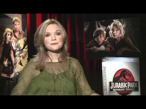 Ariana On Dinosaur Sneeze thumbnail