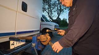 Princess Auto / Generic Vice Hitch Mount @StephenRivett