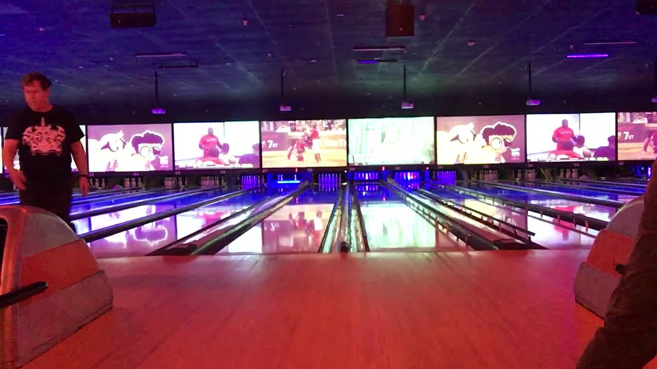 Bowlero San Jose Me playing Bowling Part 4 Oct/4/2019 YouTube