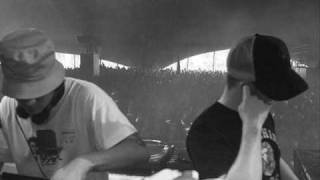 Scratch Perverts - Face Smacker