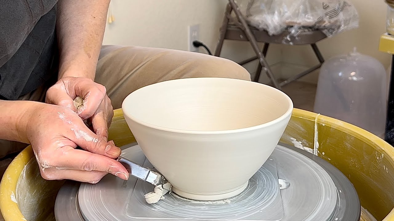 716. Throwing a Noodle Bowl & Introducing a Wet Trimmer with Hsin