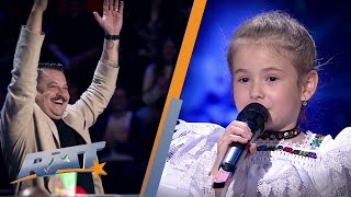 Dora Debreczeni! La doar 8 ani, i-a fermecat pe jurați | Românii Au Talent S14