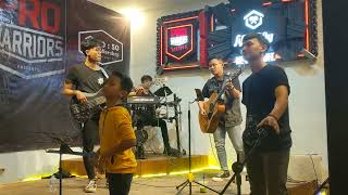 Ojo dibandike Farel (fyfty fyfty Cafe Jember)