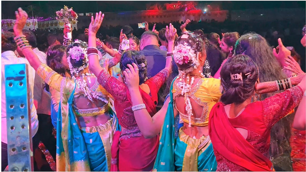 आया..या..या काय भारी डान्स करत  || Vedant Dj Musical party MH 