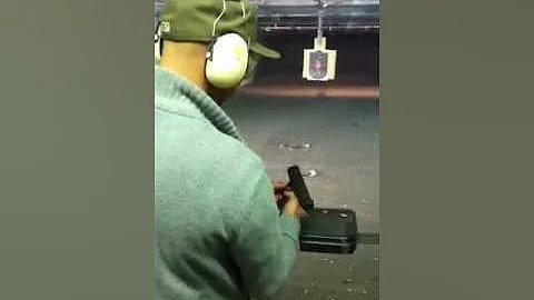 Bob's Gun Range Glock 19 9mm