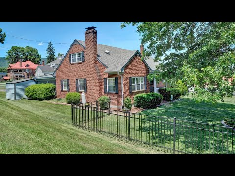 422 Main St, New Castle, VA home video tour