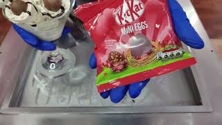 Kit Kat mini eggs Ice cream rolls - ايس كريم رول بيض الكت كات - ASMR